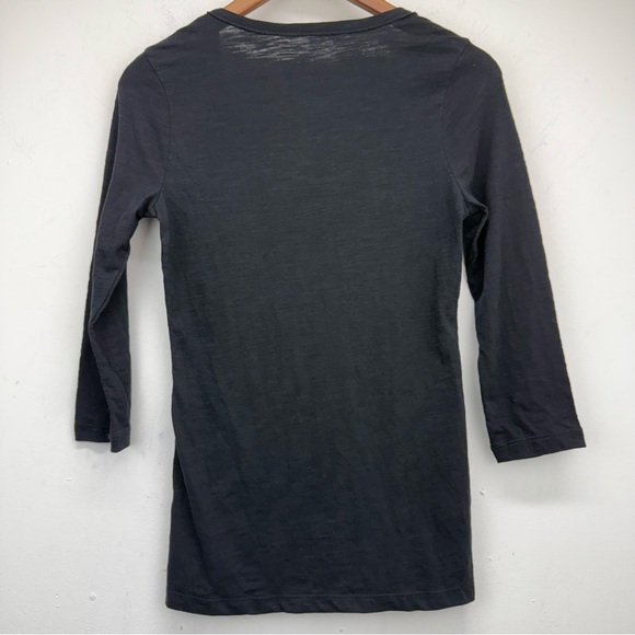 Old Navy size Small Women’s Black Beaded Floral 3/4 Sleeve Top NWT - Picture 6 of 6